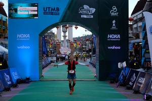 BIB: 102, 1372
                            <button type="button" onclick="openModal(21897108)" class="btn btn-primary btn-sm float-right btn-popup" data-toggle="modal" data-target=".modal-high-quality">
                        <i class="fas fa-shopping-cart"></i> Add to Cart
                    </button>
                                            <button type="button" onclick="isThisMe(21897108, true)" class="btn btn-success btn-sm float-right btn-popup btn-isme hidden" data-toggle="tooltip" data-placement="bottom" title="นี่คือรูปของคุณใช่ไหม คลิกที่นี่เพื่อเอาเข้าอัลบั้ม">
                        <i class="fas fa-plus"></i> Add to album
                    </button>
                    <button type="button" onclick="isThisMe(21897108, false)" class="btn btn-warning btn-sm float-right btn-popup btn-isnotme hidden">
                        <i class="fas fa-ban"></i> Remove from album
                    </button>